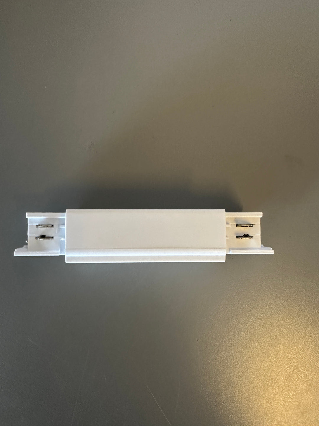 Growlight Spot Track Connector